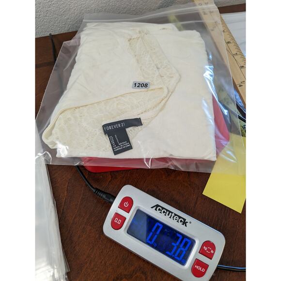 Forever 21 Lace Back Blouse S Cream Crew‎ Neck Short Sleeve Romantic Staple Work - Picture 7 of 7